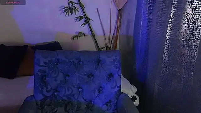 Scarlett_Laurent's cam snapshot