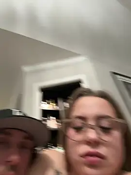 xxlivecouple's cam snapshot