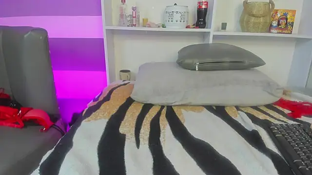 sofia_love01's cam snapshot