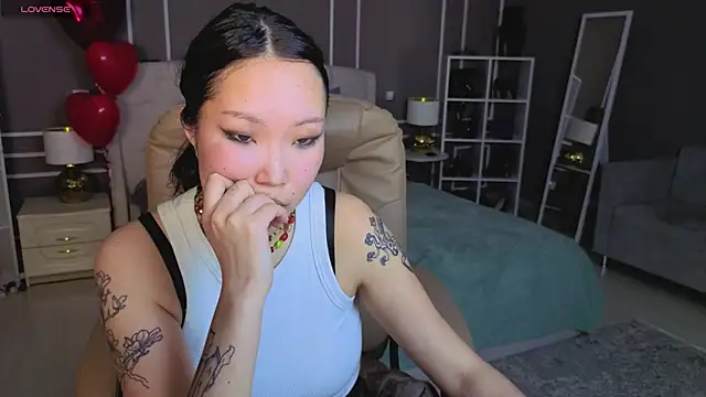 ElinaMotion's cam snapshot