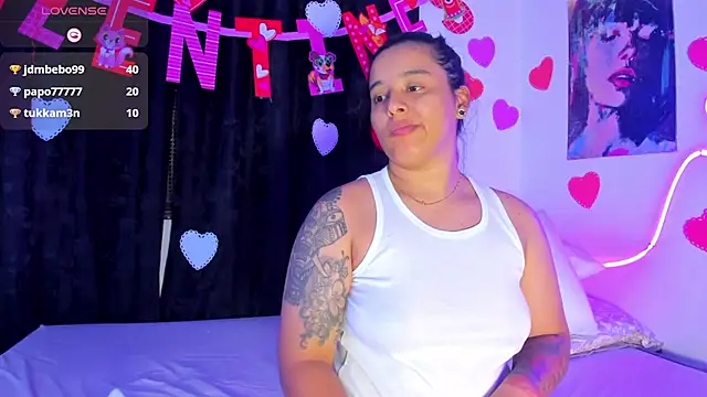 Dilan_and_Mia live sex cam