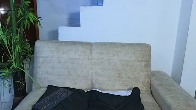 Lorenne_Miller's cam snapshot