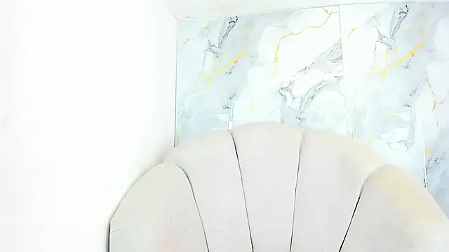 hezelzoe's cam snapshot