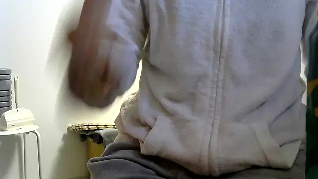 leopiii-iiJP's cam snapshot