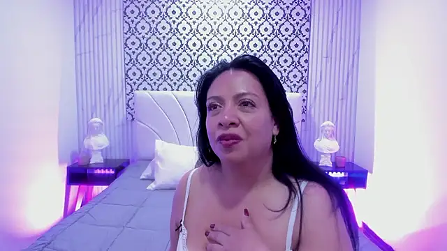 Renatta_Milly's cam snapshot