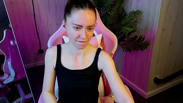 KristineValbuena's cam snapshot