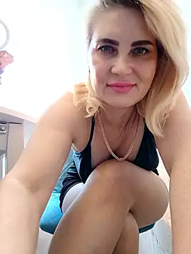 JennyOMay live sex cam
