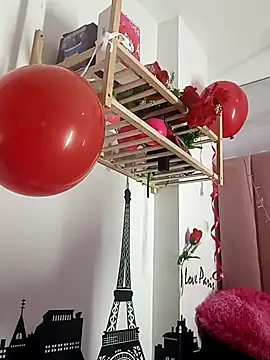 petite_coral's cam snapshot