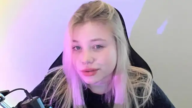 Lulu_Di's cam snapshot