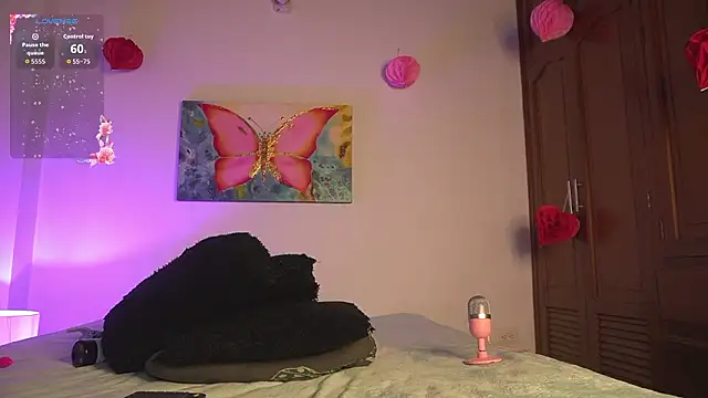 noah_0814's cam snapshot