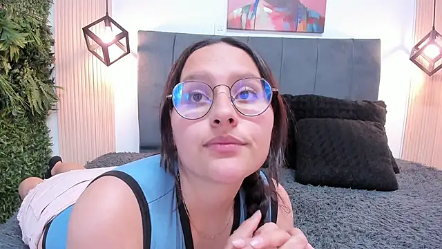 Milaa_bloom's cam snapshot