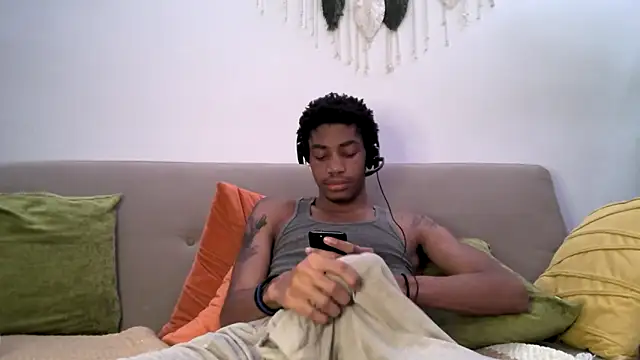 BlackBullTitus live sex cam