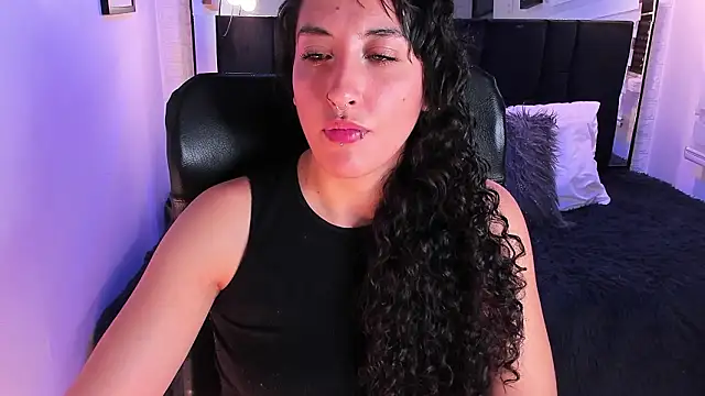 ladyraing live sex cam