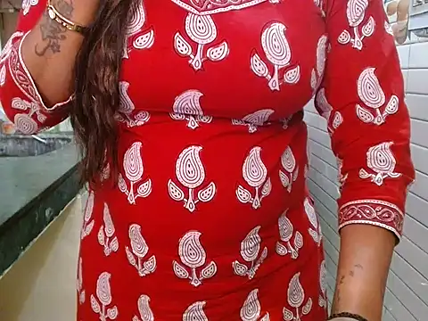 LovingPihu live sex cam