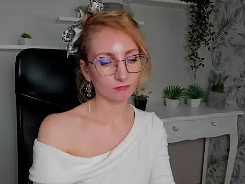 CinderellaMoon's cam snapshot