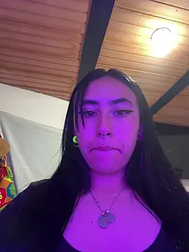 tuli_aily's cam snapshot