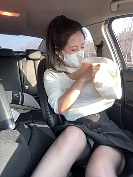 mi-ki1314 live sex cam