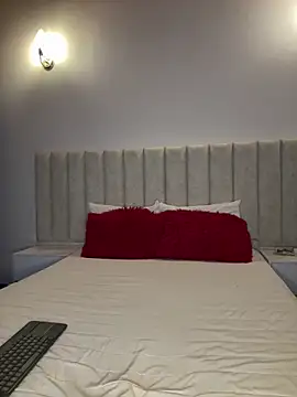 Mia_Roswell live sex cam