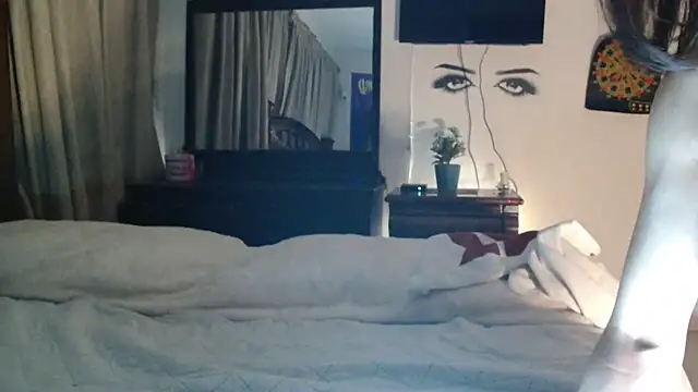 MINI_Petite's cam snapshot