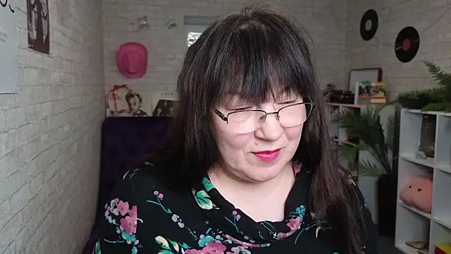 Tori_Twirl's cam snapshot