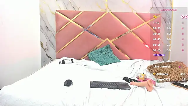 Lilith_Kramston's cam snapshot