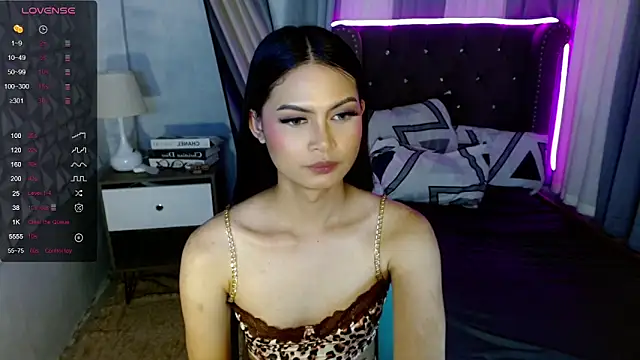 Brownsausagerober live sex cam