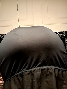 poojaji690 live sex cam