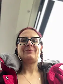 NataKitten live sex cam