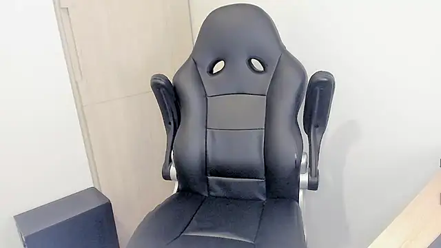 liamelf live sex cam