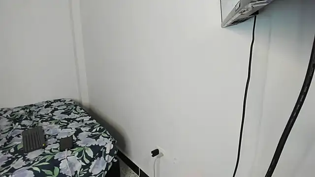 Vlad__night's cam snapshot