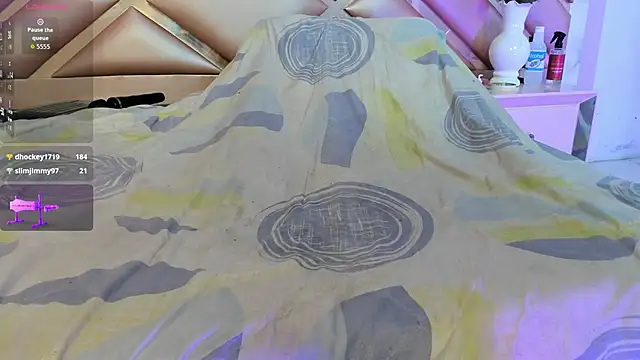 ElisabethMassey live sex cam