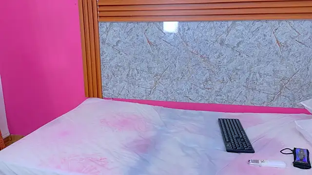 matureahomegirl's cam snapshot