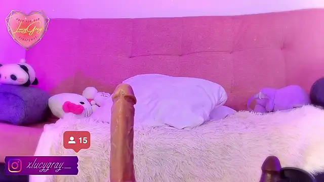 LucyGray's cam snapshot