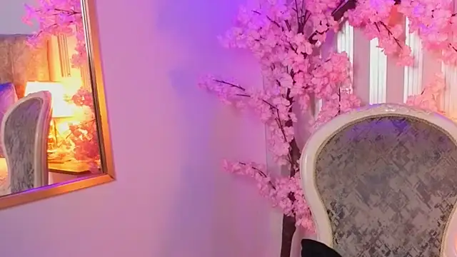 angelinarouse_'s cam snapshot