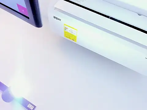 DaphneBlack's cam snapshot