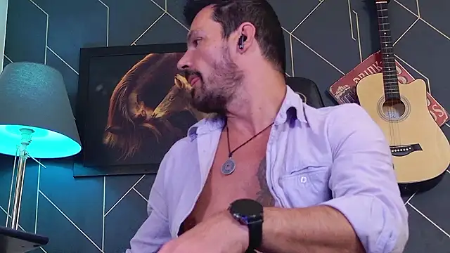 ChrisKox live sex cam