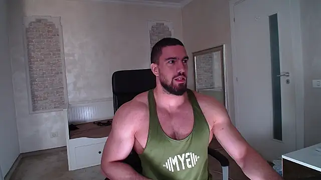 IvanHydee live sex cam