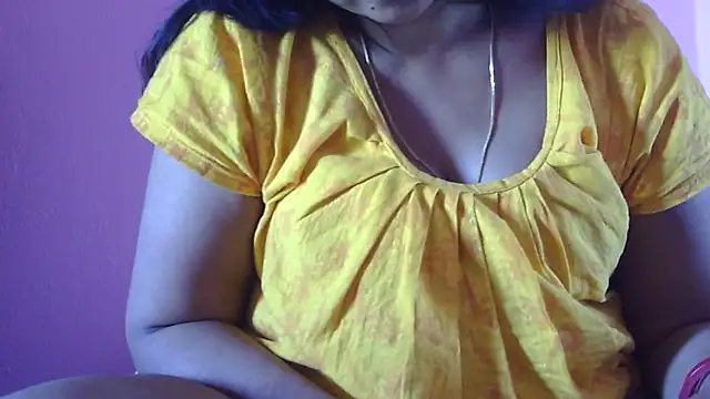 Pooja-suman live sex cam