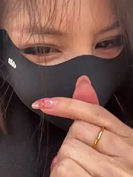 Carlin-yiyi live sex cam