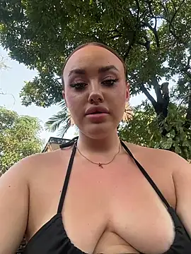 KiraSunshine live sex cam