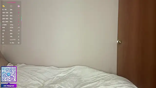 ErlinaBuoy live sex cam