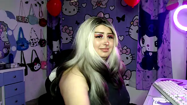 lussyevans24 live sex cam