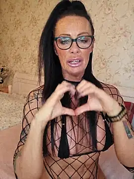 Misses-Cougar live sex cam