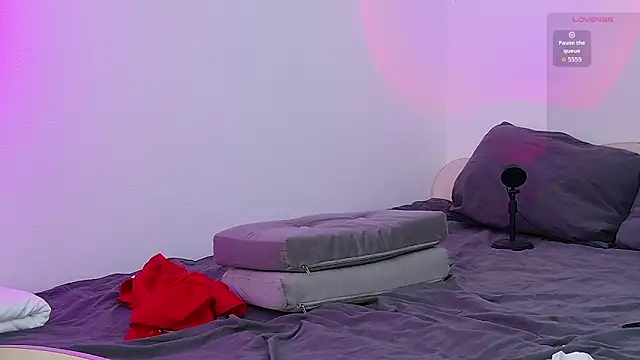 Leonlure live sex cam