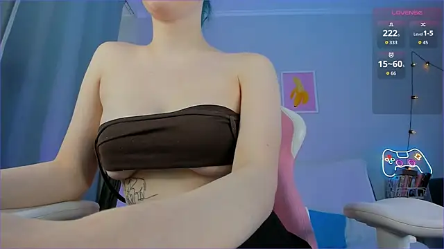 AdeleBabyGirl's cam snapshot