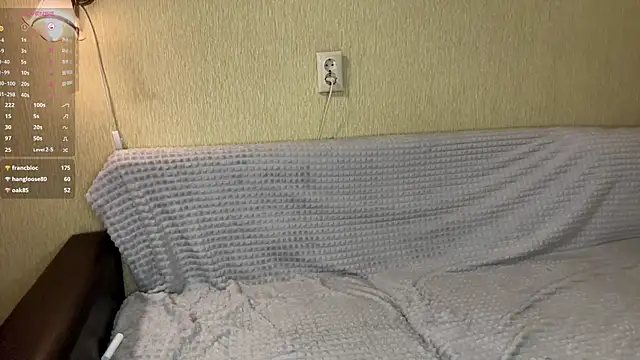 OdetteWitschi live sex cam