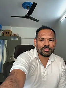 lovbombayduck11 live sex cam