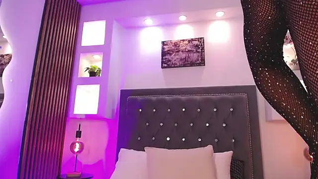 Fancy_Vixen live sex cam