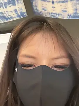 Carlin-yiyi live sex cam