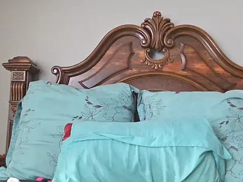 kinkyliciouse23's cam snapshot